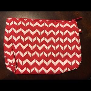Brand new mini zipper pouch (chevron)